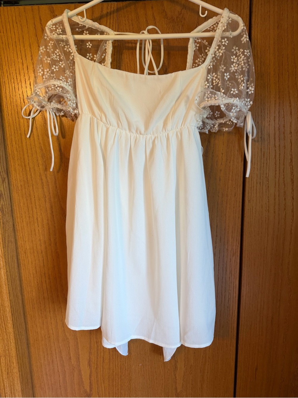 Lucy in the Sky White Textured Tie-Back Dress